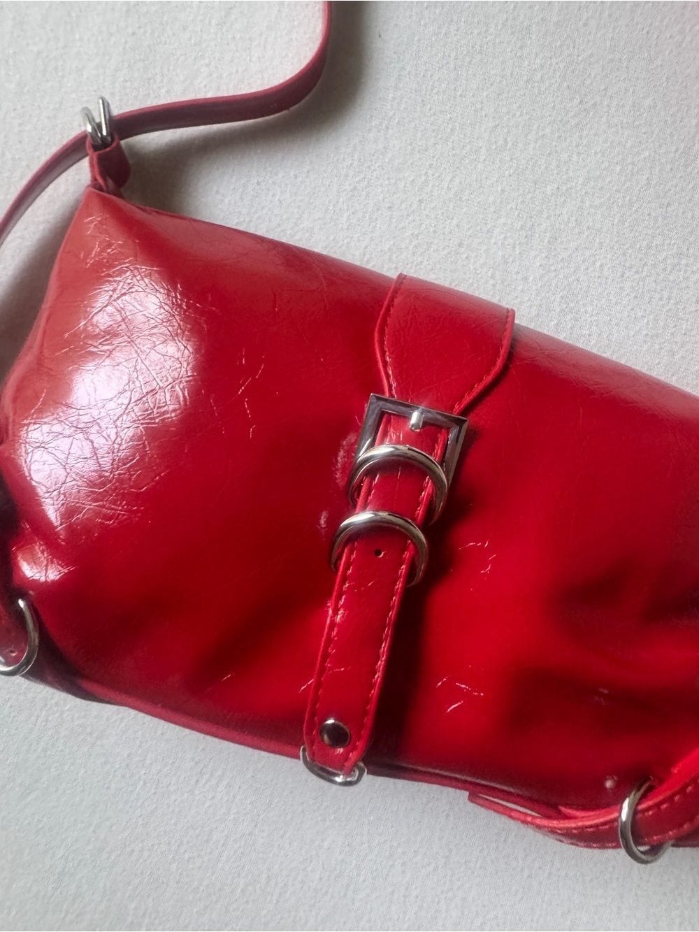 8 Other Reasons Adeline Red Patent Shoulder Bag NWT Y2K - Picture 4 of 7